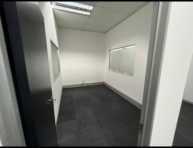 320M² OFFICE TO LET IN OBSERVATORY